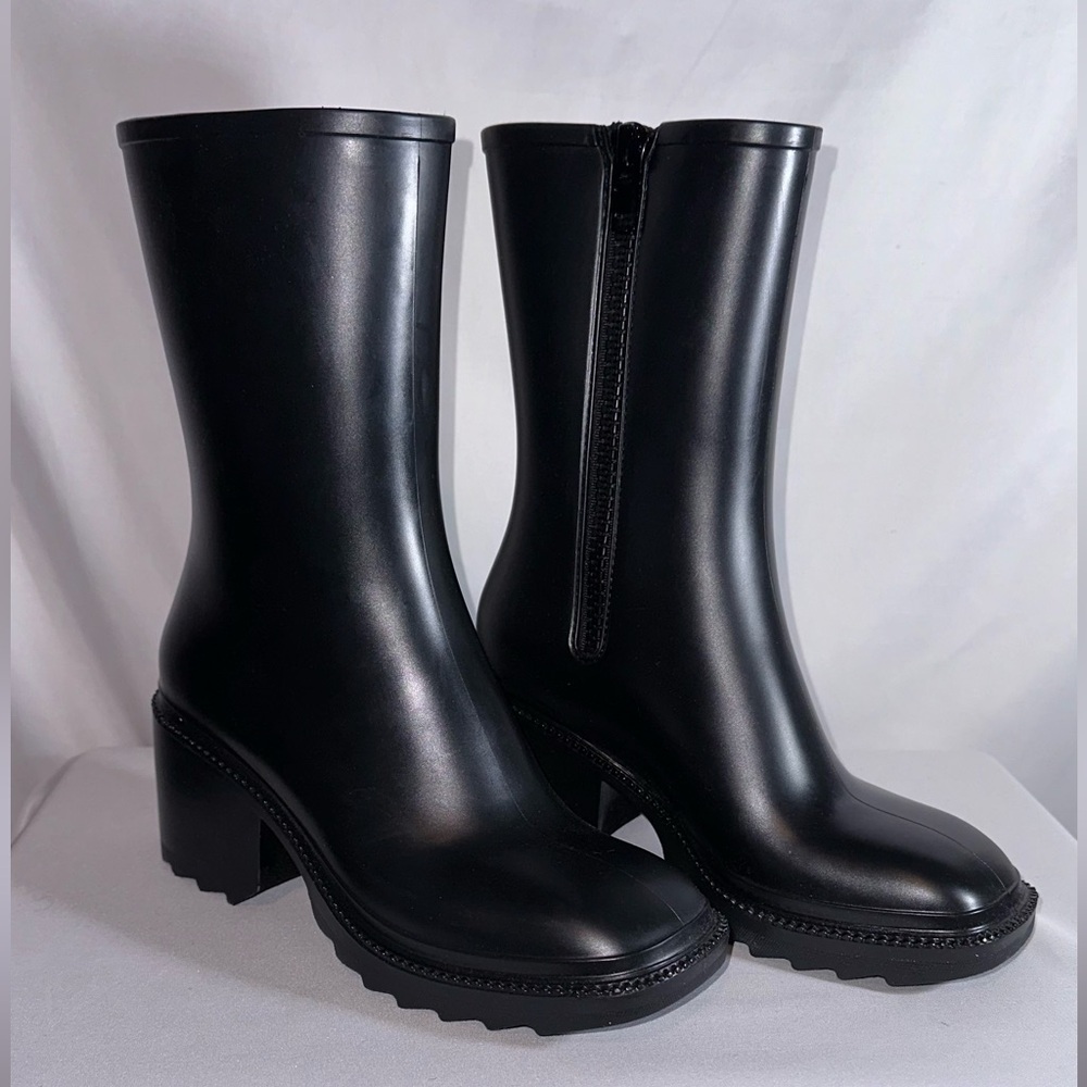 INC Mid Calve Chunky Heel Boot👢 - Picture 2 of 5
